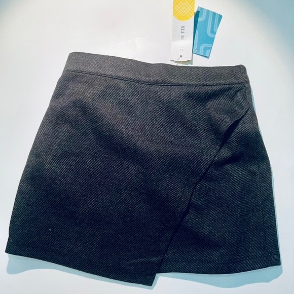 NWT Grey knit twill wrap skirt Size XS (4-5) - Picture 2 of 5